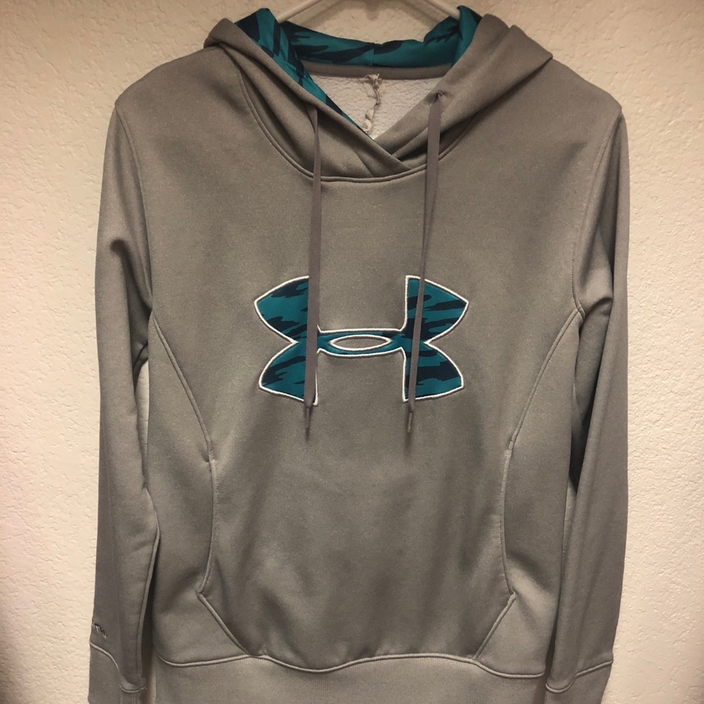 Underarmour hoodie